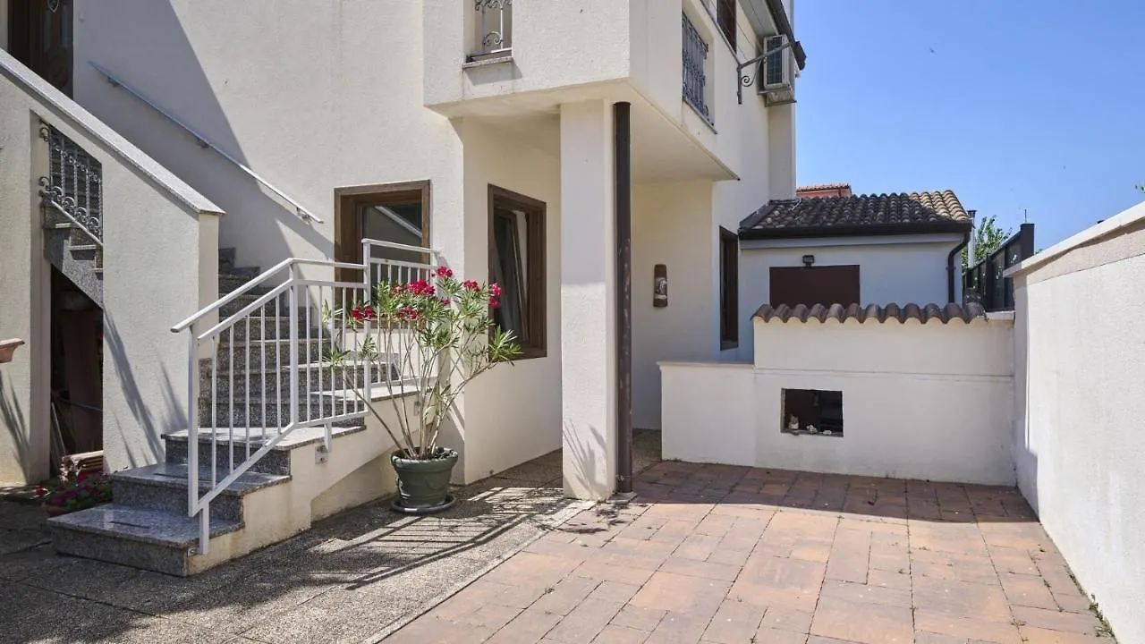 Apartment Igor Novigrad  Croatia